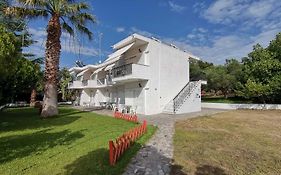 Villa Bianca Studios